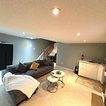 Luxury & Free Parking Bachelor