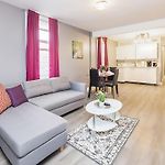 Pet-Friendly 3Br Apartment - Near University & Byward Market