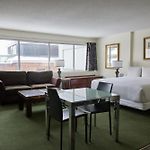 The Business Inn