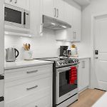 Bliss Modern Luxury 3Bed Entire Townhome Plus Free Parking