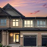 Luxurious Tastefully Furnished 3 Bedroom Home In Ottawa