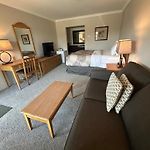 Rideau Heights Inn