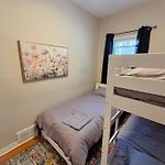 Byward Market Downtown Guesthouse