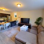 Sandy Hill Downtown Guesthouse