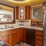 Bright Room In Beautiful Old Ottawa East