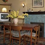 Downtown Bed And Breakfast