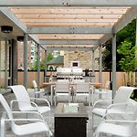 SOHO Residences Lisgar