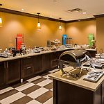 Hampton Inn By Hilton Ottawa Airport
