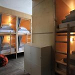 Saintlo Ottawa Jail Hostel