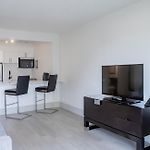 Ottawa Embassy Hotel & Suites