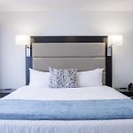 Ottawa Embassy Hotel & Suites