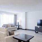 Ottawa Embassy Hotel & Suites