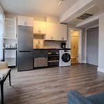 Modern Open-Concept Studio Minutes To Dt Ottawa