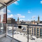 Executive Condo With Parking Dt Ottawa