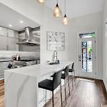Executive House Close To Ottawa Hospital Campus And Cheo