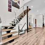 Executive House Close To Ottawa Hospital Campus And Cheo