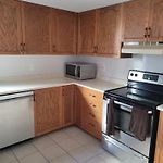 Prime Location & Cozy Rooms At The Heart Of Kanata, Ottawa