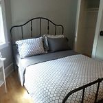 Beautiful, Clean, Quiet 2 Br-In Downtown Ottawa. Parking, Wifi And Netflix Included