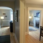 Beautiful, Clean, Quiet 2 Br-In Downtown Ottawa. Parking, Wifi And Netflix Included
