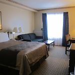 Travelodge By Wyndham Ottawa West