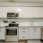 Jstlikehome - Central Suite