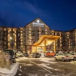 Sandman Signature Ottawa Airport Hotel