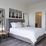 Liv Extended Stay