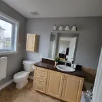 Cozy 3 Bedroom Town House 20 Min From Down Town And Airport Apartment Ottawa