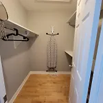 Cozy 3 Bedroom Town House 20 Min From Down Town And Airport