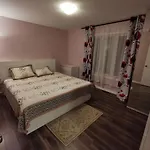 Apartment Beautiful 3 Bedroom House