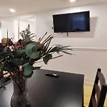 No Party 2Bedroom Best Location Free Parking