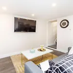 1Br Apartment - Prime Location Ottawa!