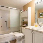 Self Check-in Spacious With Full Kitchen * Ottawa
