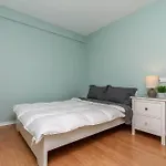 Perfect Location & Luxury 2 Bed Parking Wifi
