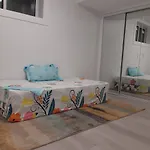 2 Bedroom Unit With Full Kitchen And Bathroom