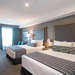Sandman Signature Ottawa Airport Hotel
