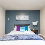 Modern Studio - Heart Of Dt Ottawa