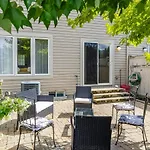 Cute 4Br With Sunny Patio Near Rosehill Park