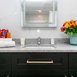 Upscale 1br - King Bed - Near Byward Market * Ottawa