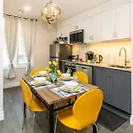 Upscale 1br - King Bed - Near Byward Market Apartment Ottawa