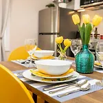Upscale 1br - King Bed - Near Byward Market Apartment Ottawa