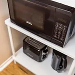 Pet Friendly Suite In Central Ottawa