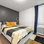 Downtown Ottawa Modern Gem