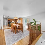 4 Season Private Beach House 30 Min From Ottawa