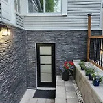 Charming Apt In Old Ottawa East