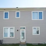 Fully Furnished En-Suite Basement