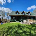 Cozy Home & Porches For Intimate Weddings Reunions