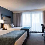 Ottawa Embassy Hotel & Suites