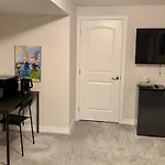 Fully Furnished En-Suite Basement
