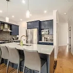 Fully Furnished 4 Bedroom House In * Ottawa